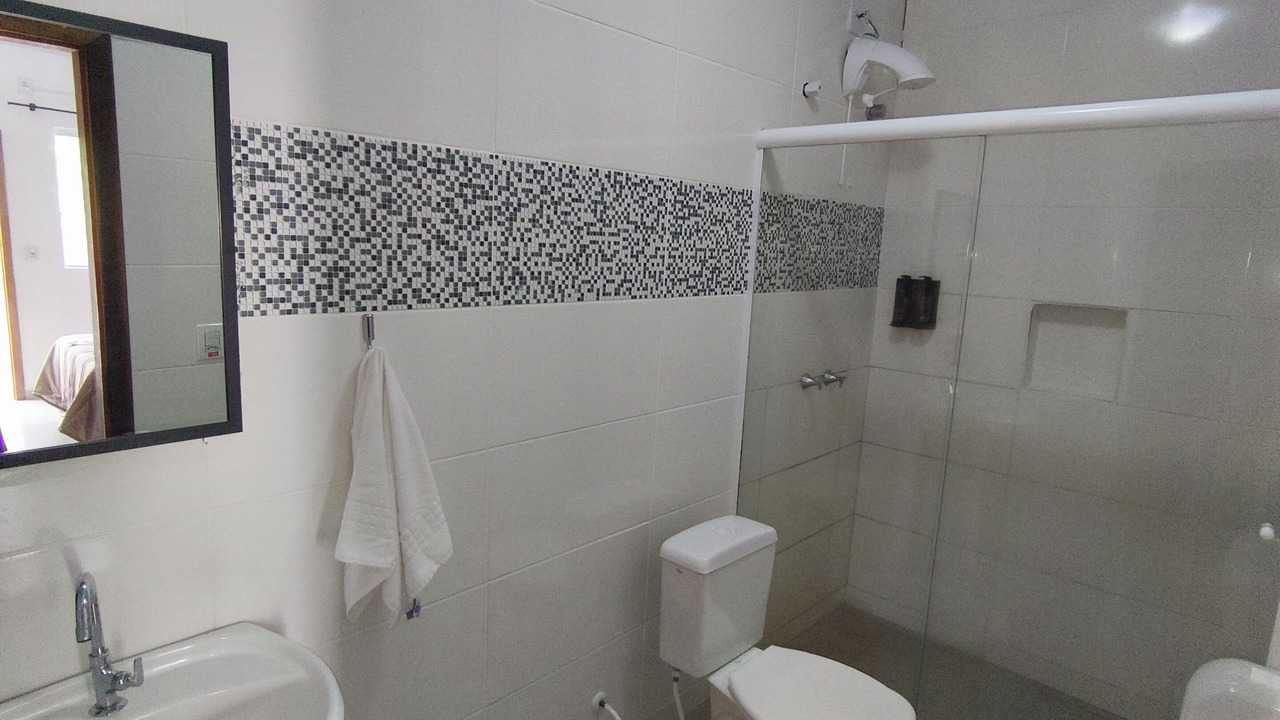 Photo of Bathroom in Praia da Armacao do Itapocoroi