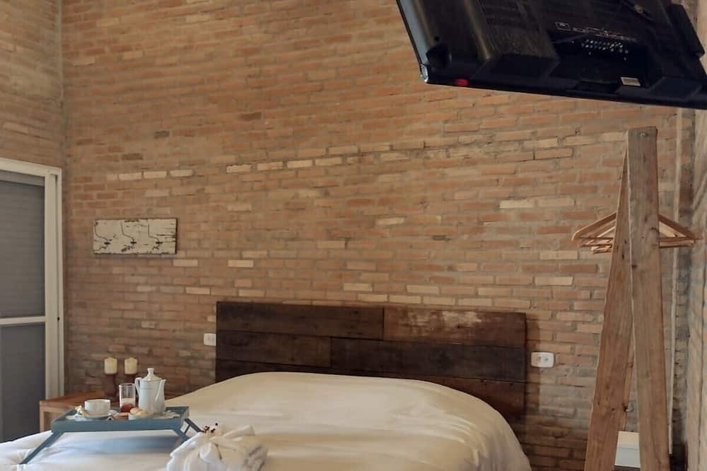 Photo of Bedroom in Taubate