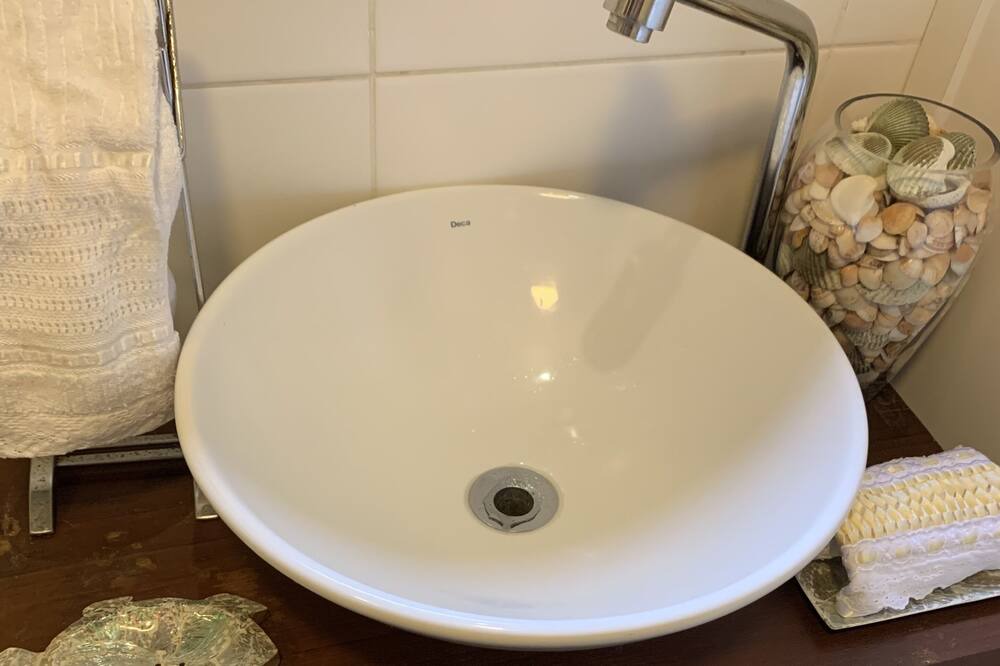 Photo of Bathroom in Parafuso