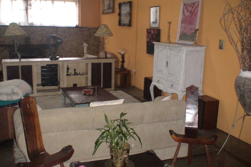 Photo of Livingroom in Itariri