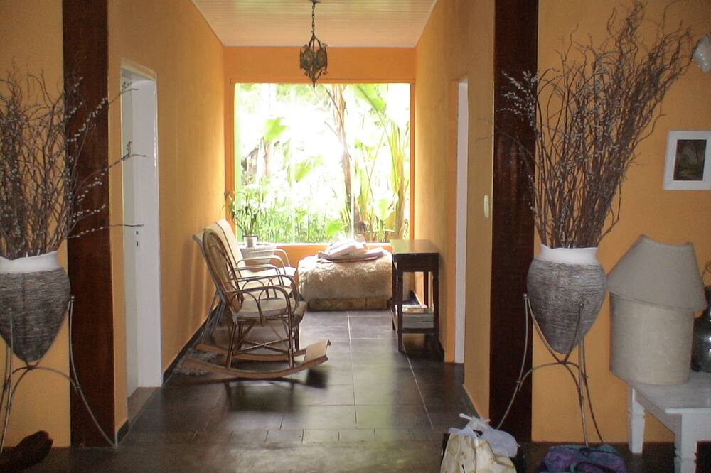 Photo of Livingroom in Itariri
