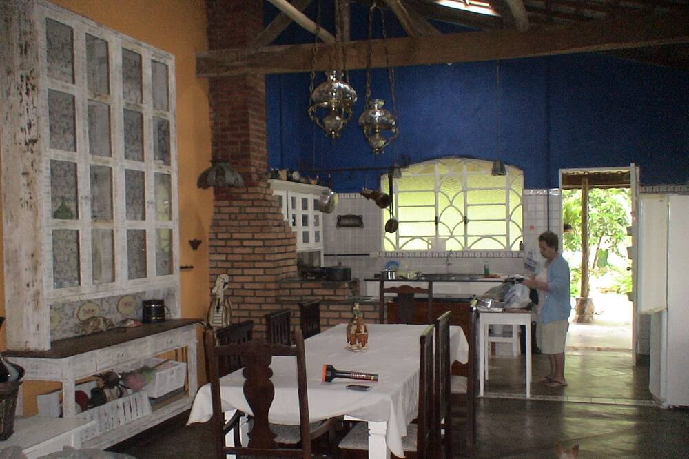 Photo of Kitchen in Itariri
