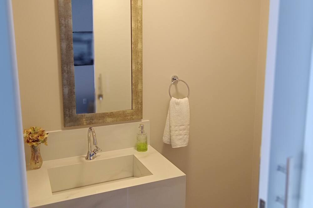 Photo of Bathroom in Governador Celso Ramos