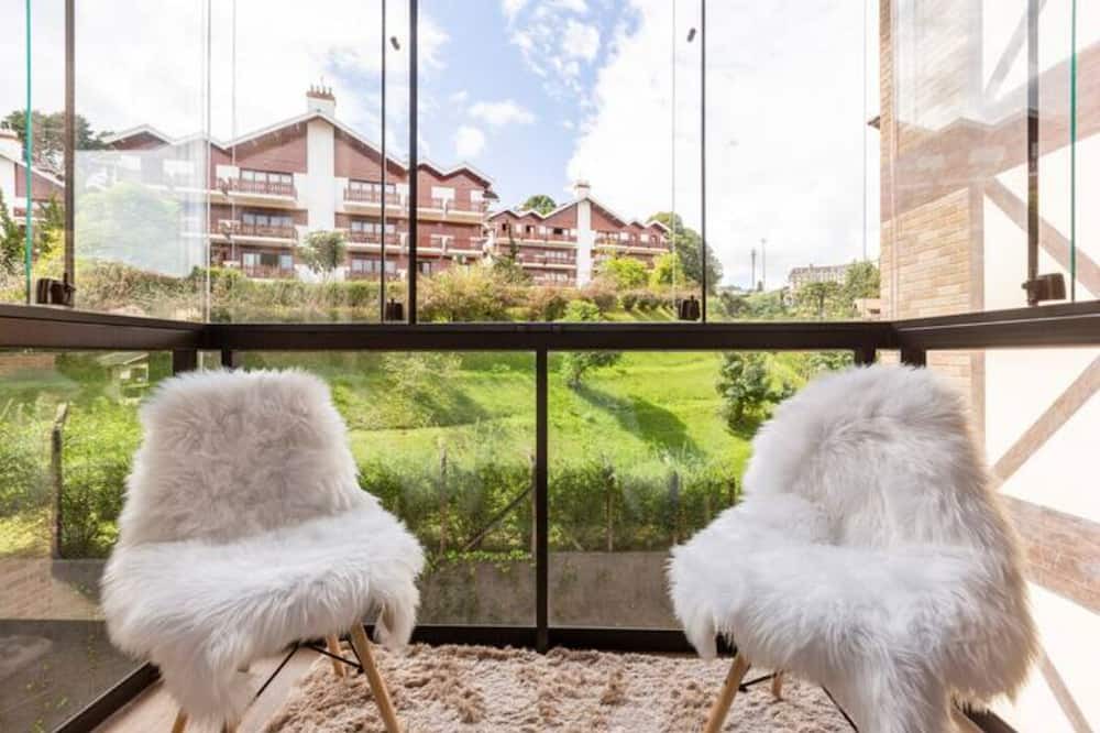 Photo of Patio Balcony in Vila Iara