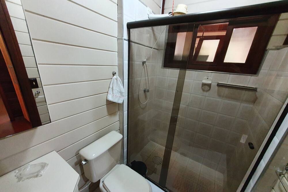 Photo of Bathroom in Mairipora