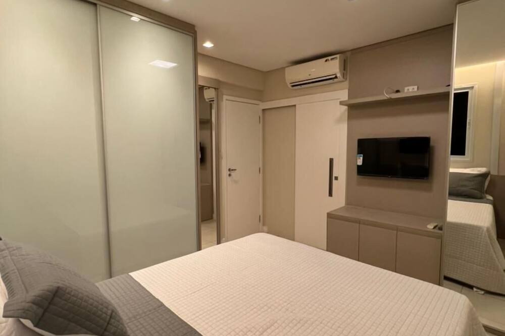 Photo of Bedroom in Atalaia