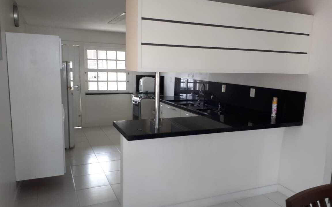 Photo of Kitchen in Coroa do Meio