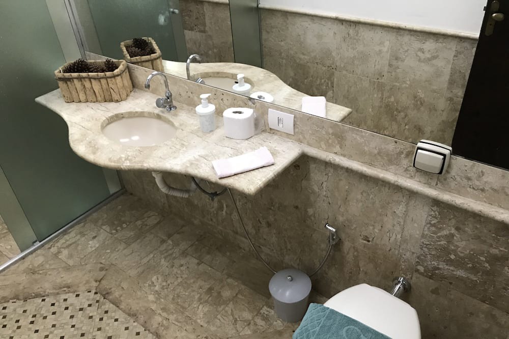 Photo of Bathroom in Osasco