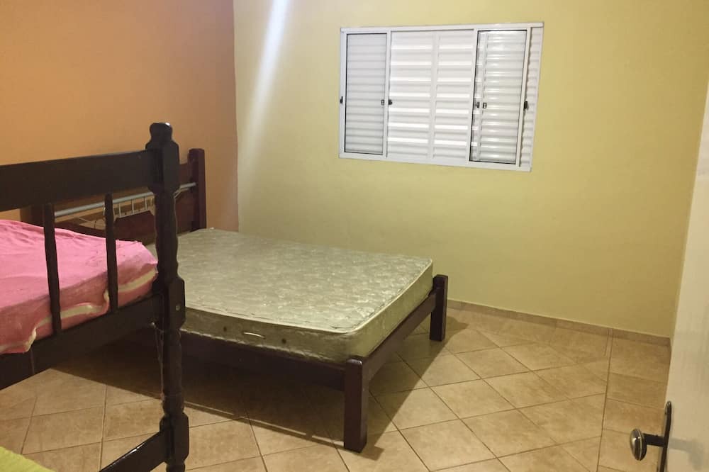 Photo of Bedroom in Piracaia