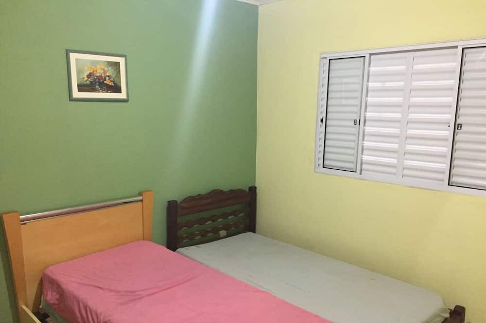 Photo of Bedroom in Piracaia