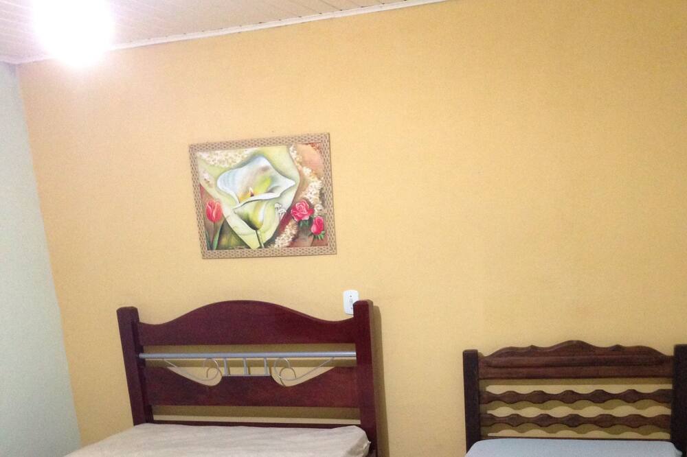 Photo of Bedroom in Piracaia