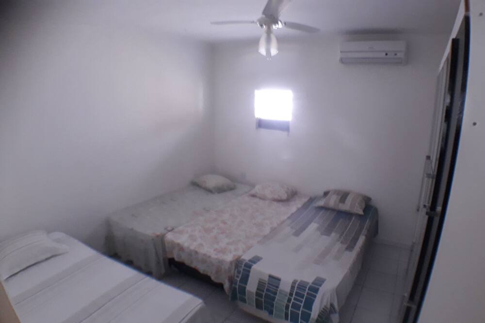 Photo of Bedroom in Atalaia
