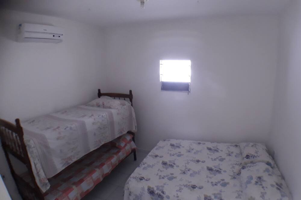 Photo of Bedroom in Atalaia