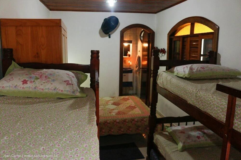 Photo of Bedroom in Embu-Guacu