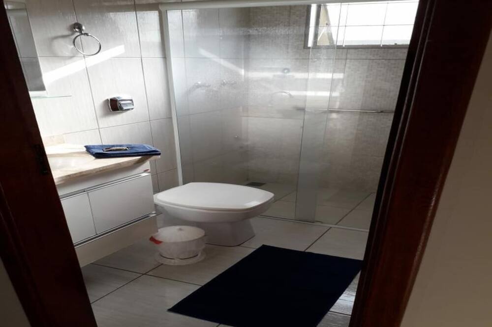 Photo of Bathroom in Bady Bassitt
