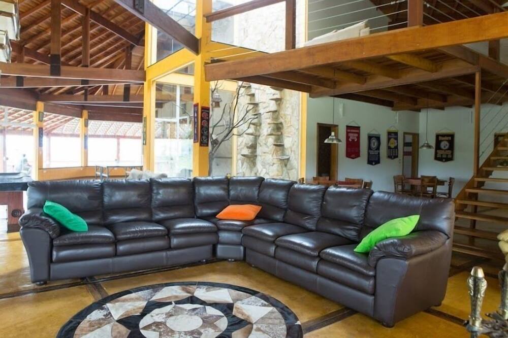 Photo of Livingroom in Atibaia