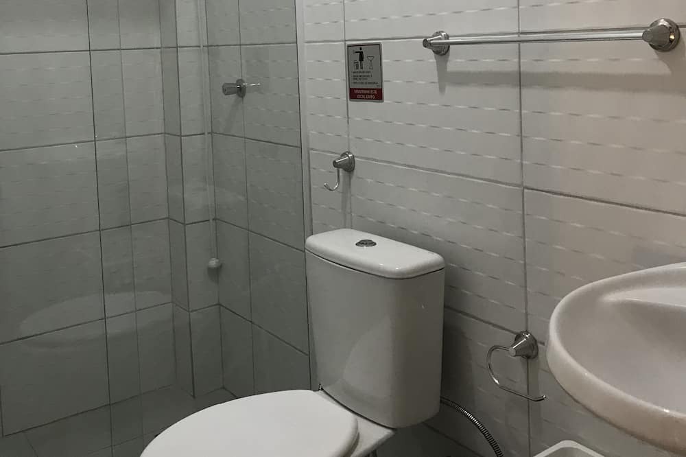 Photo of Bathroom in Capivari