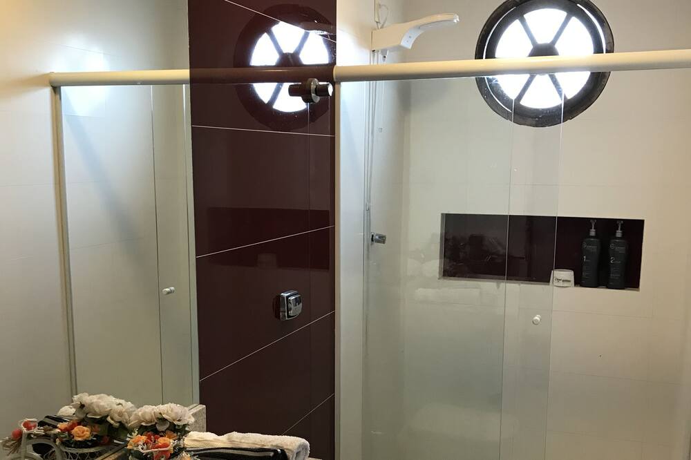 Photo of Bathroom in Guaruja