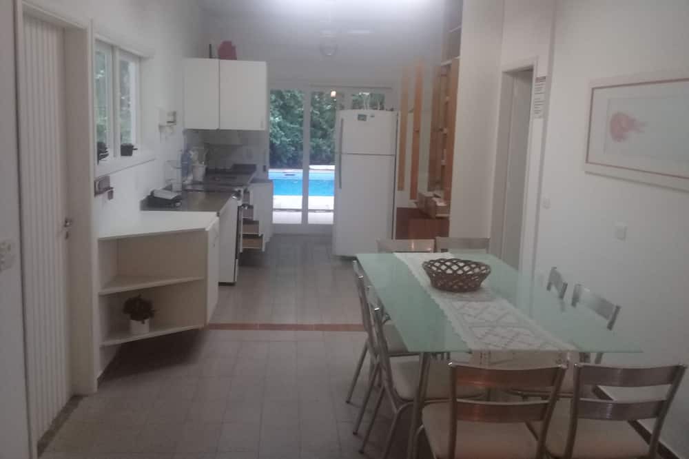 Photo of Kitchen in Riviera de Sao Lourenco