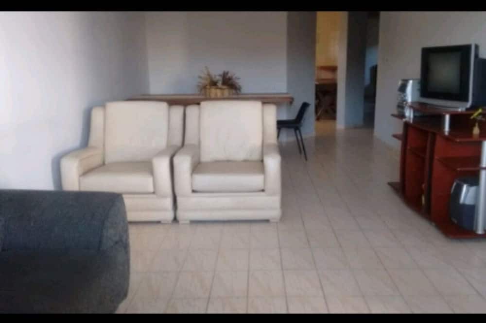 Photo of Livingroom in Aracoiaba da Serra