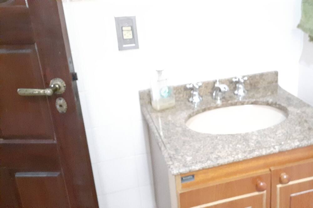 Photo of Bathroom in Caiocara