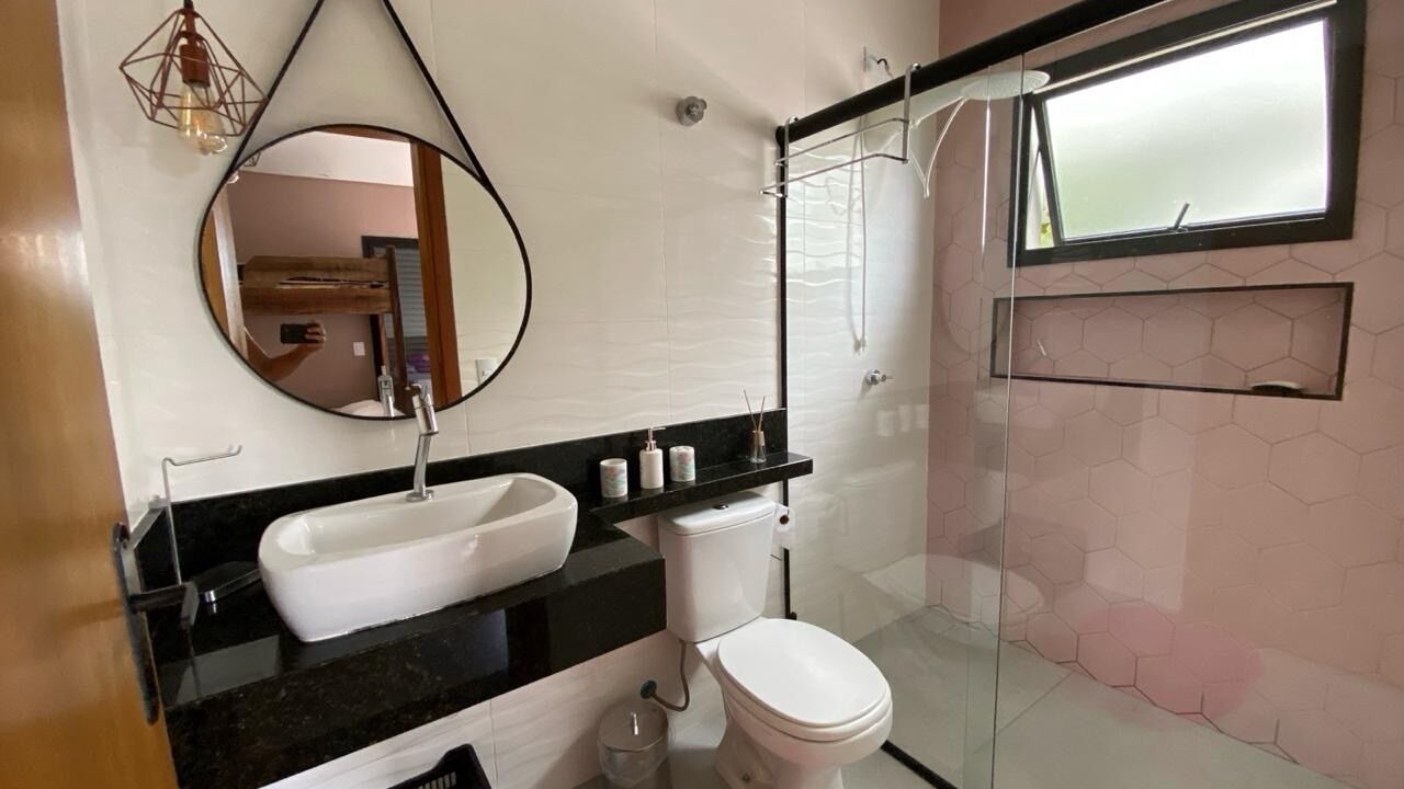 Photo of Bathroom in Morada da Praia