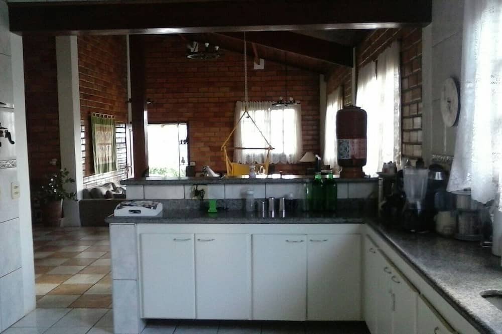 Photo of Kitchen in Bom Jesus dos Perdoes