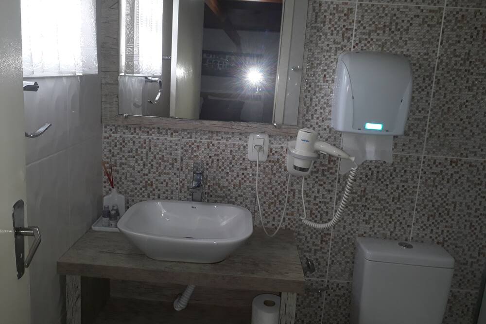Photo of Bathroom in Gramado
