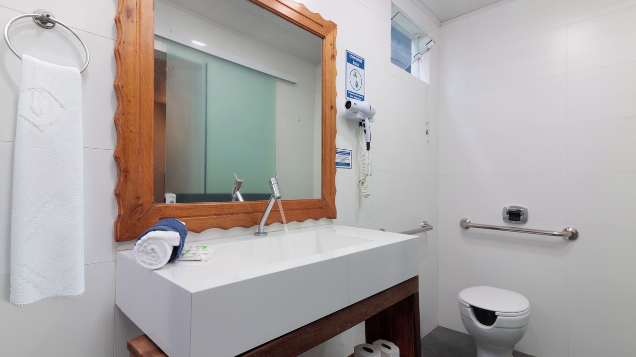 Photo of Bathroom in Penha
