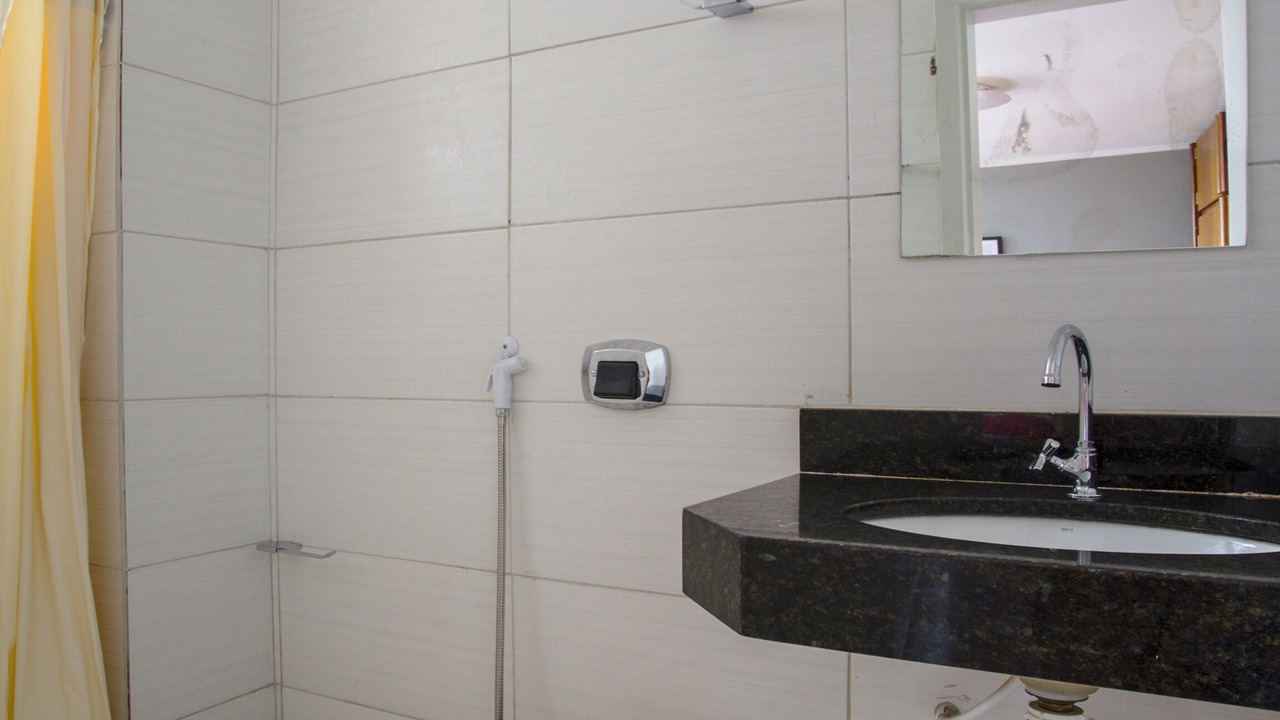 Photo of Bathroom in Sector Aeroporto