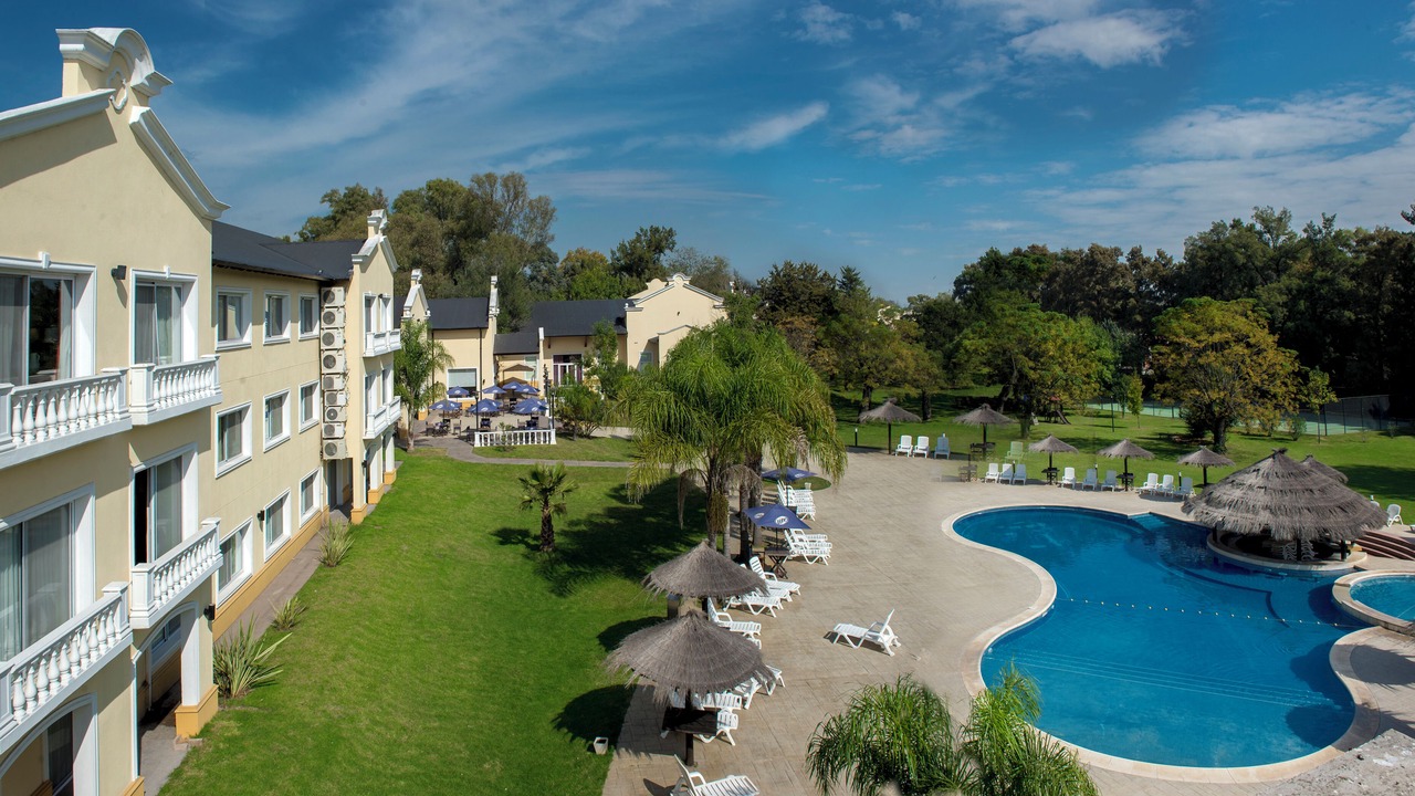 Photo of Outdoor in Pilar Centro