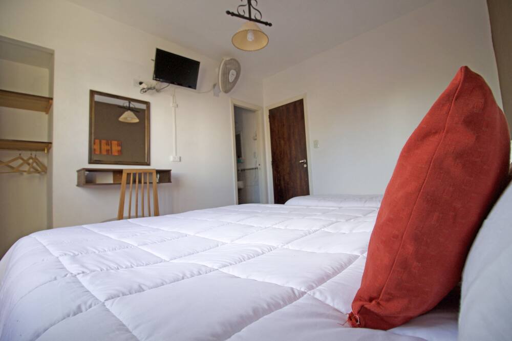 Photo of Bedroom in Miramar