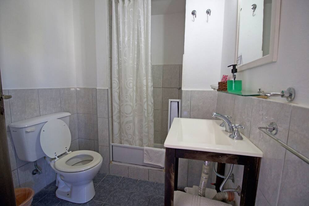 Photo of Bathroom in Miramar
