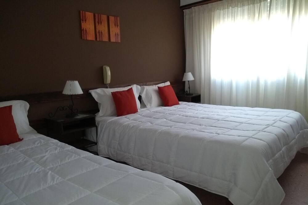 Photo of Bedroom in Miramar