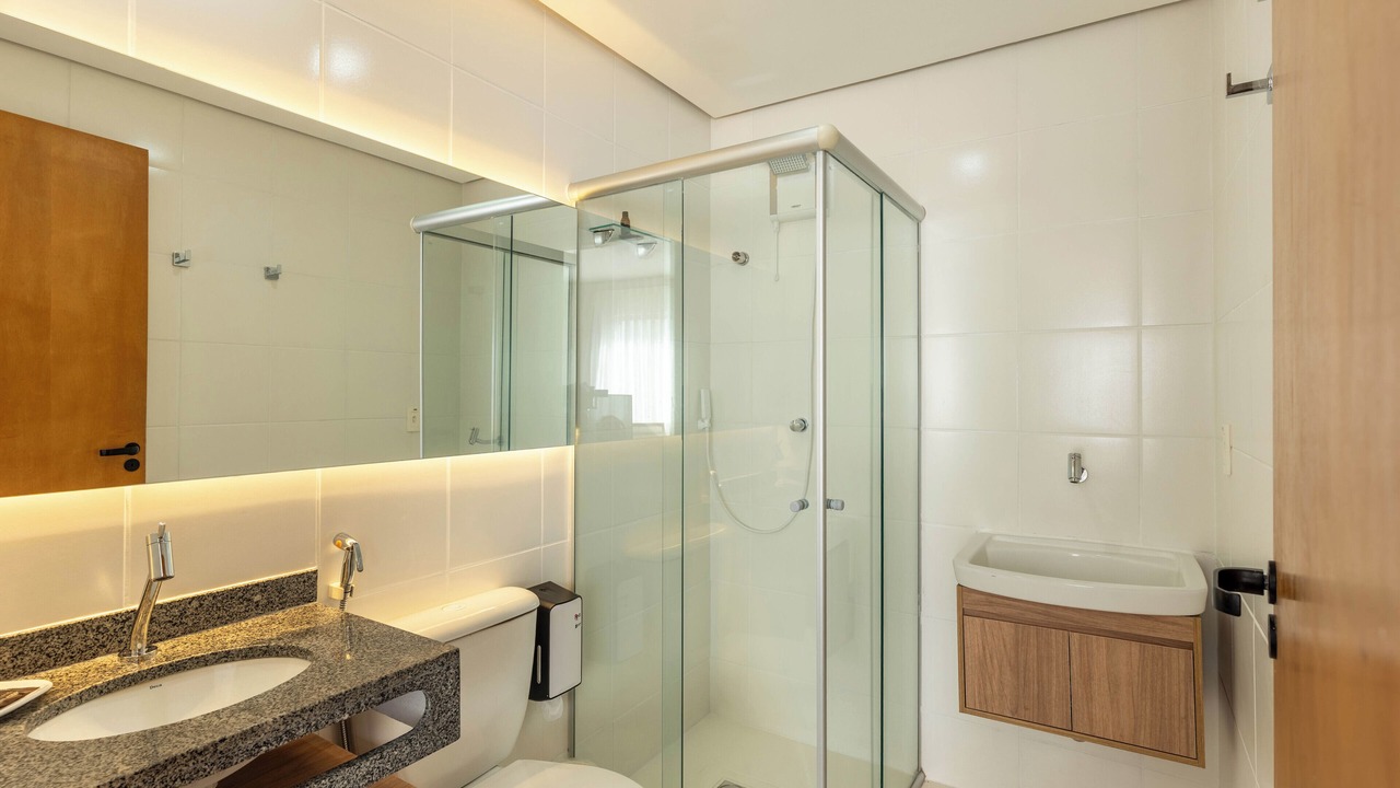 Photo of Bathroom in Sudoeste e Octogonal
