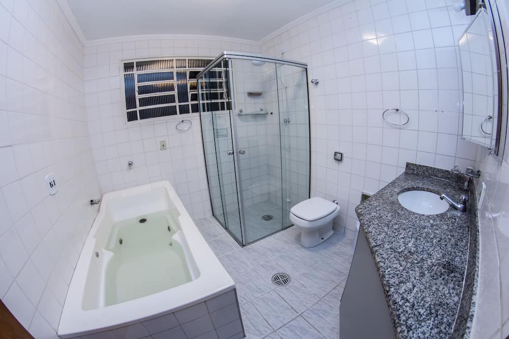 Photo of Bathroom in Aparecida