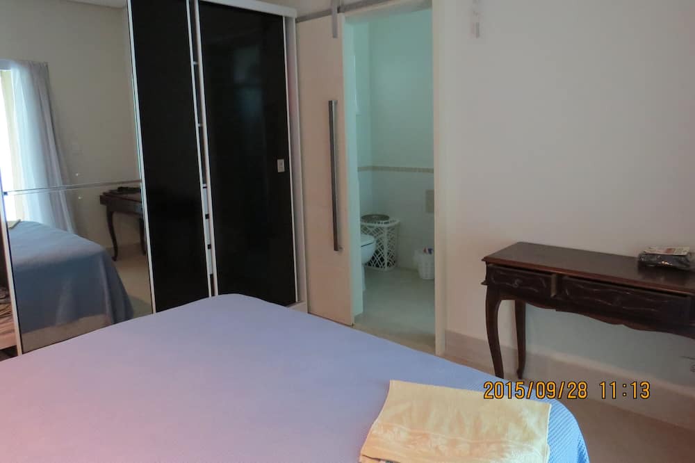 Photo of Bedroom in Guarutuba