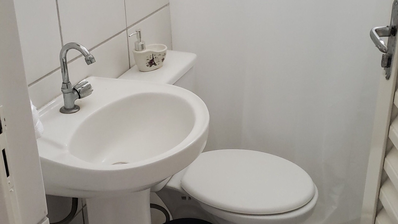 Photo of Bathroom in Lins