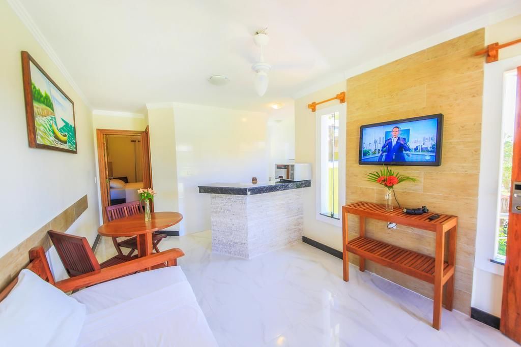 Photo of Bedroom in Taperapua Beach