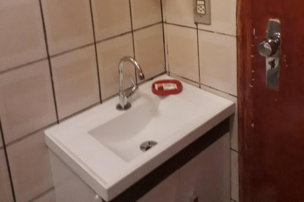 Photo of Bathroom in Asa Norte