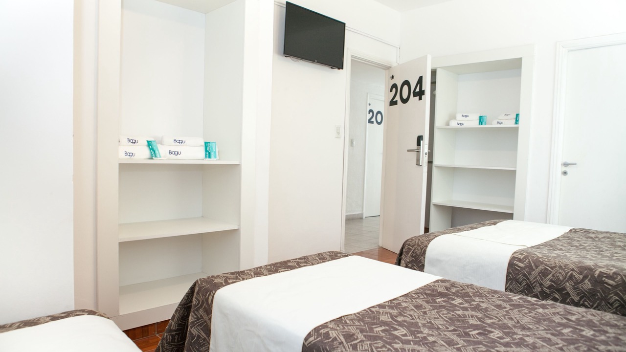 Photo of Bedroom in Alem Street