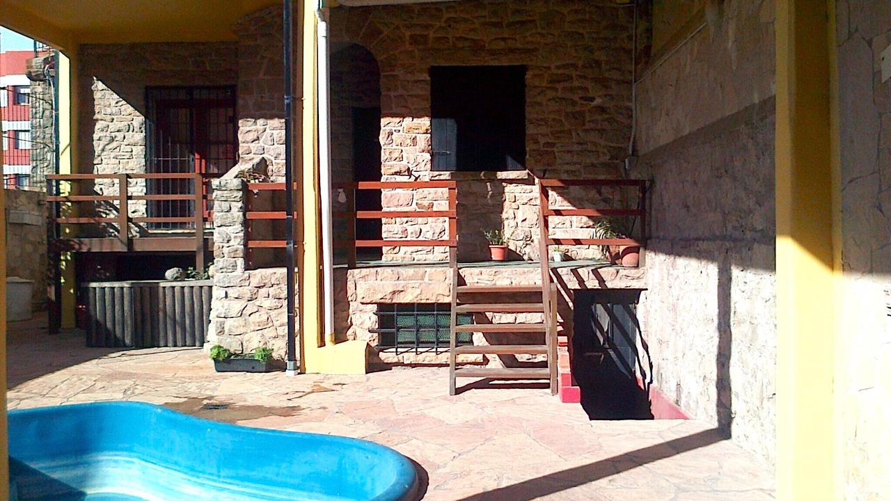 Photo of Others in La Perla