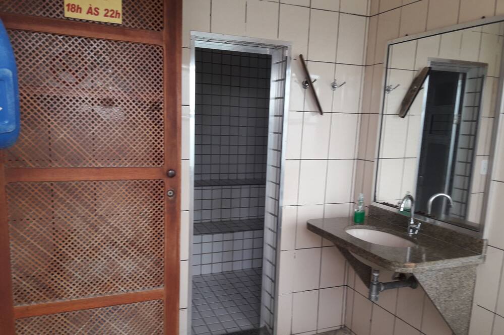 Photo of Bathroom in Caraguatatuba