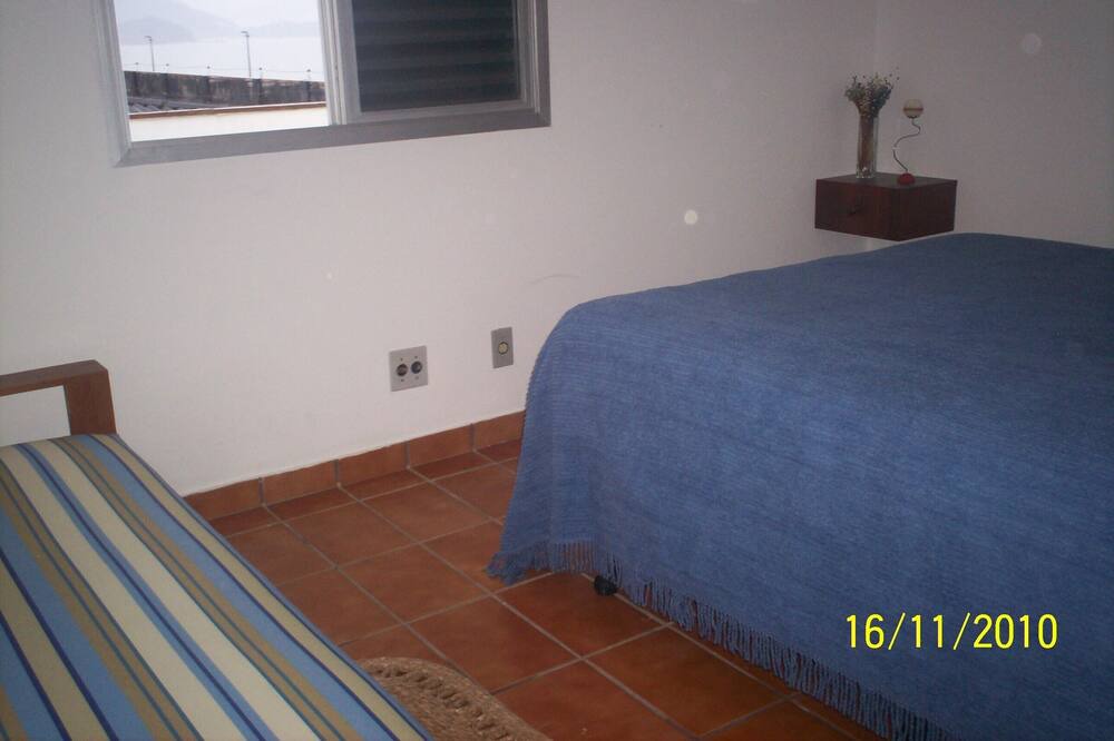 Photo of Bedroom in Caraguatatuba