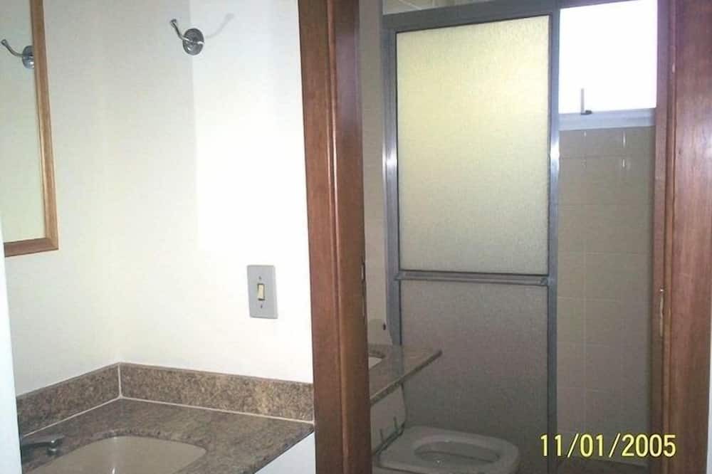 Photo of Bathroom in Caraguatatuba