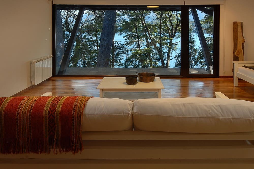 Photo of Livingroom in Peninsula San Pedro