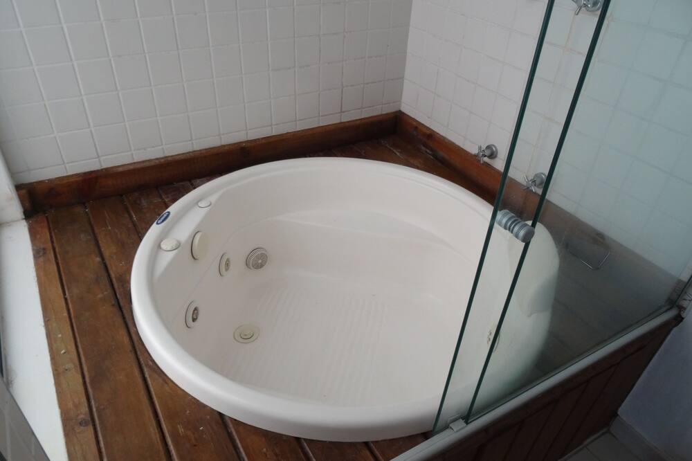 Photo of Bathroom in Veloso