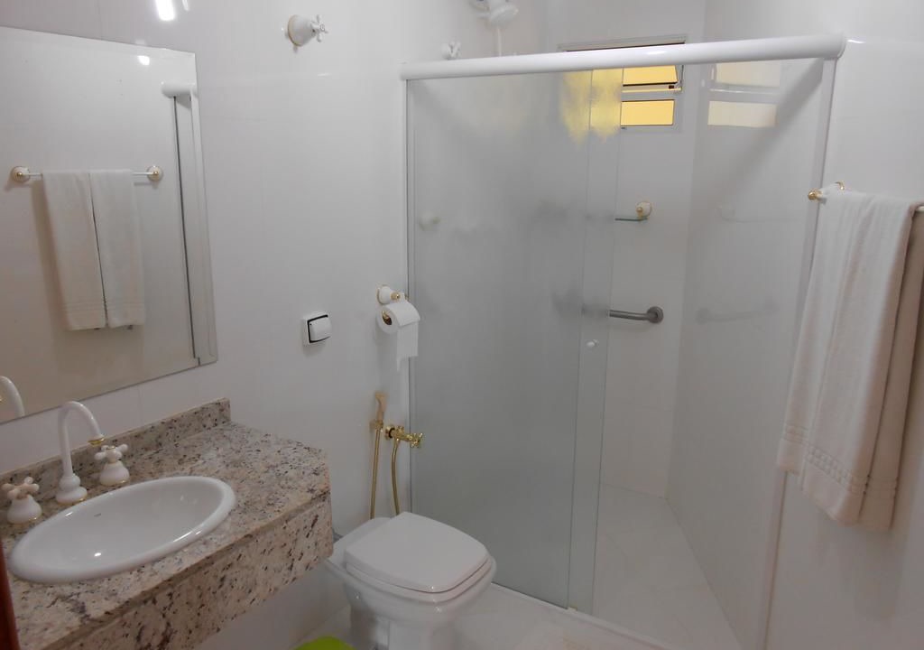 Photo of Bathroom in Sao Lourenco