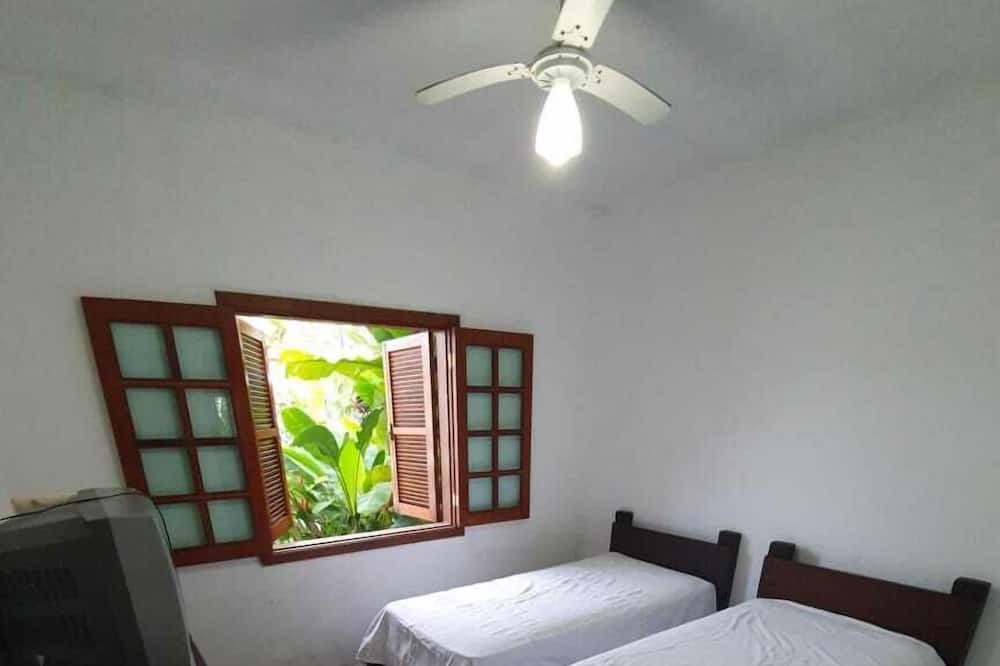 Photo of Bedroom in Guarutuba