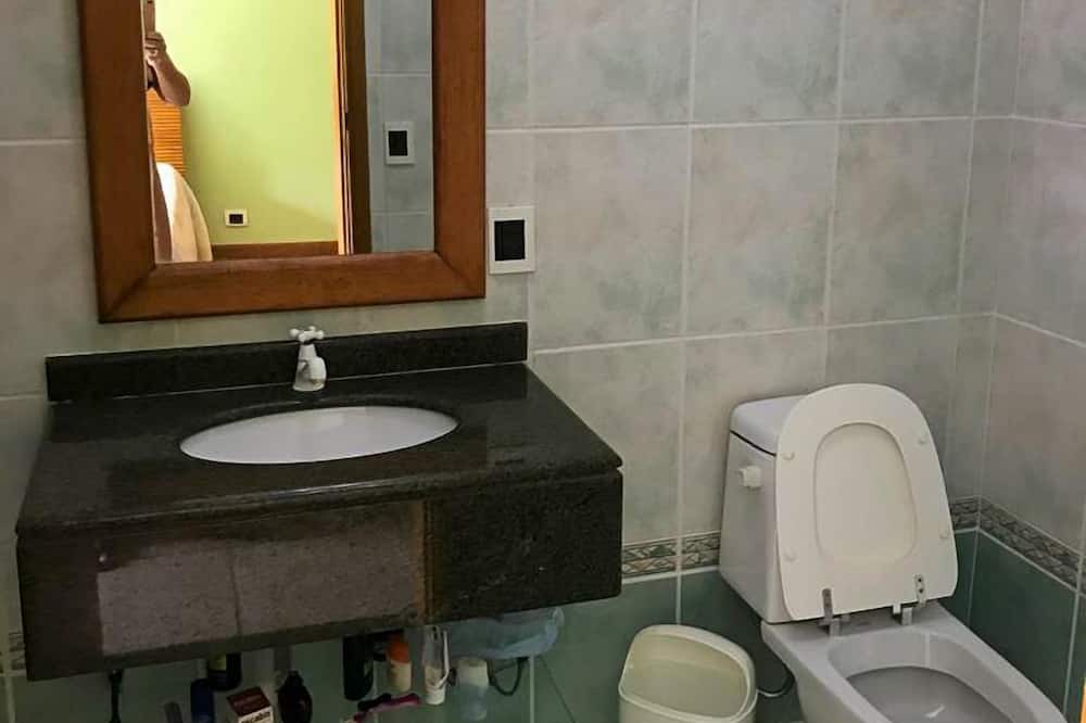 Photo of Bathroom in Costa do Sol